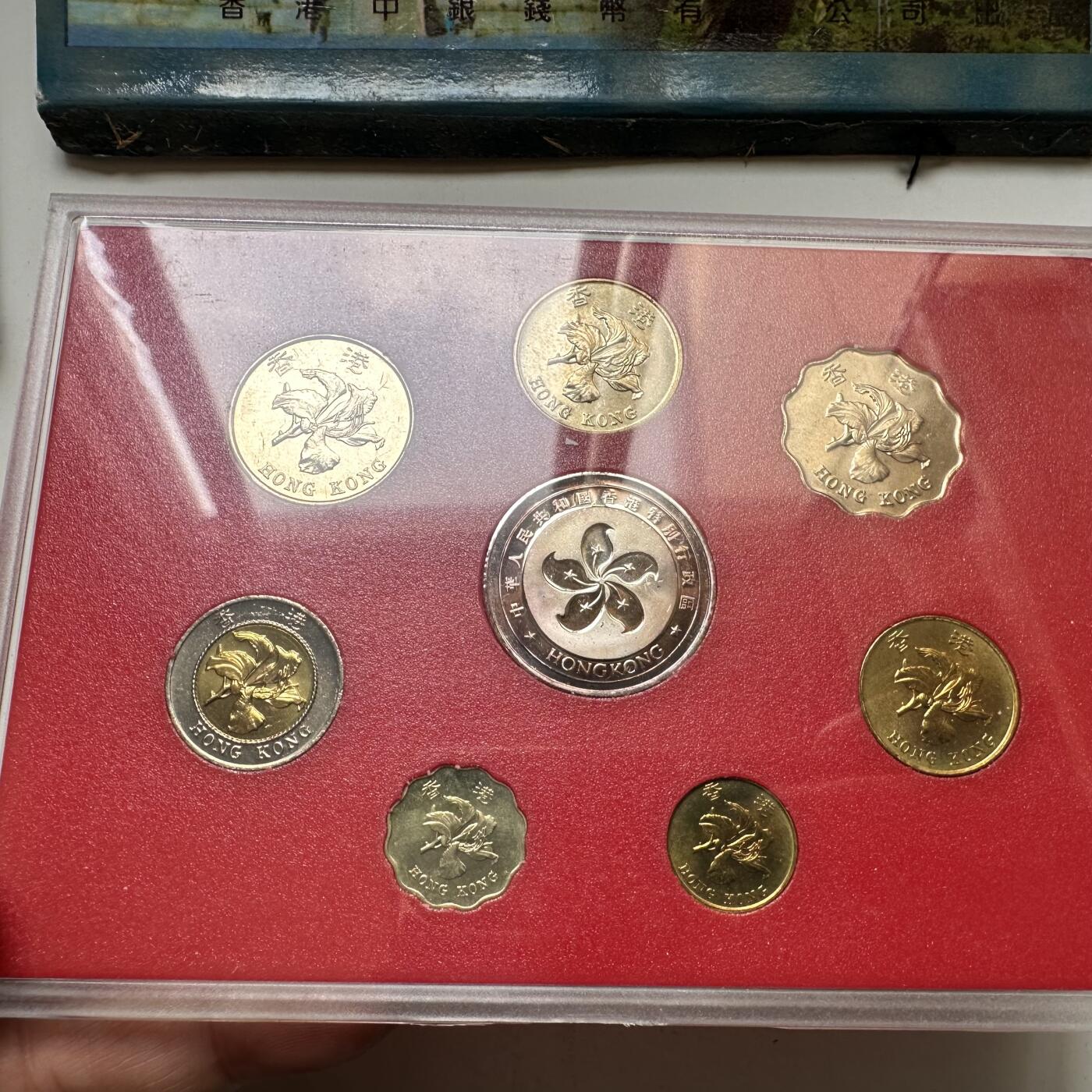 🌹外币初藏🌹🐯2026年第37场   每周二四六晚8️⃣点 接代拍 香港回归紫荆花套币 b