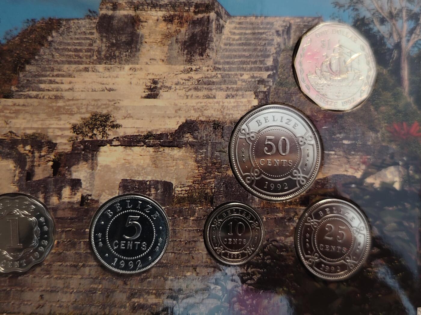 布加迪🐬～世界钱币(上海)🌾第 285 期 /  各国套币和散币