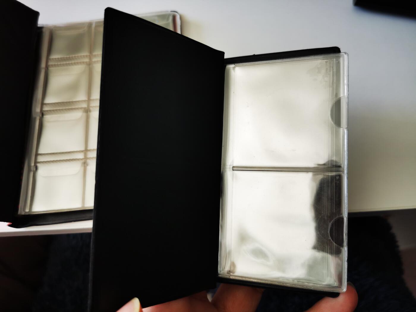 零零发外国硬币拍卖 无佣金 两本硬币收藏册一本是直接插的10页另一本是放纸夹的6页