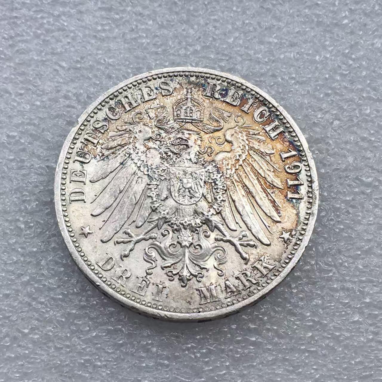 世界钱币专场拍卖 每周二开拍