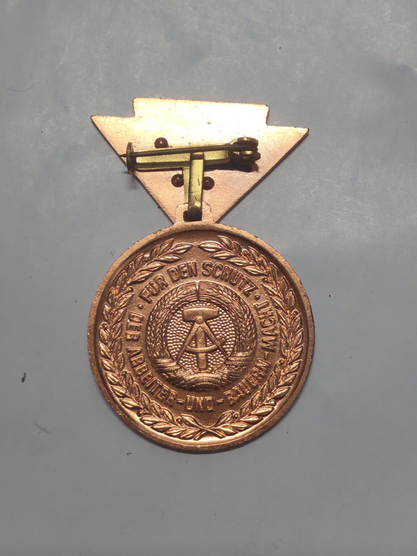 韵星假日军品类拍卖第51期  -- Rimey Holidays Militaria Auction 51 民主德国铜级人民军预备役优秀服务奖章