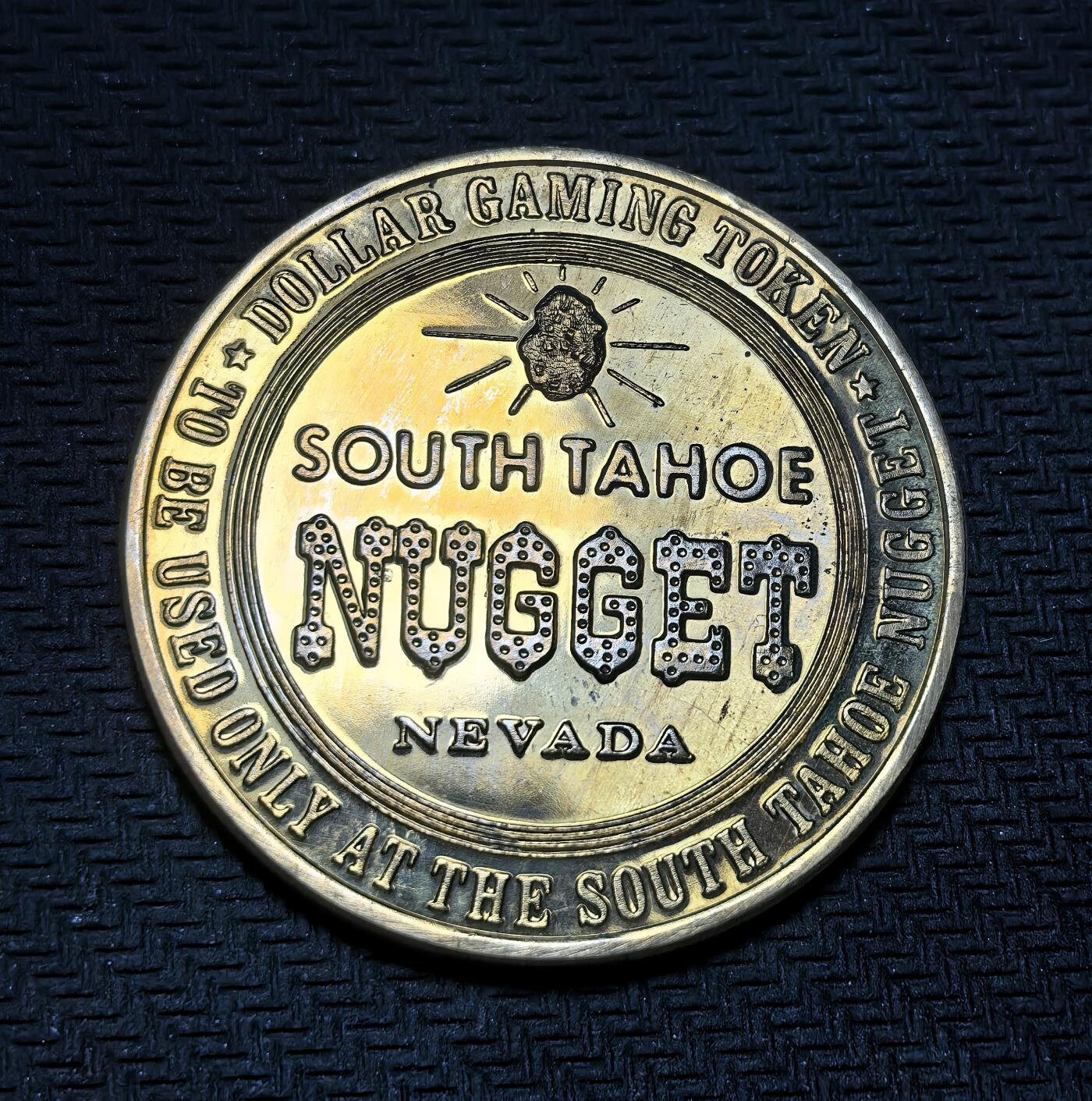 外国优质银币克朗币纪念章，每周六晚九点倒数截拍，满百包邮可寄存，持续收拍