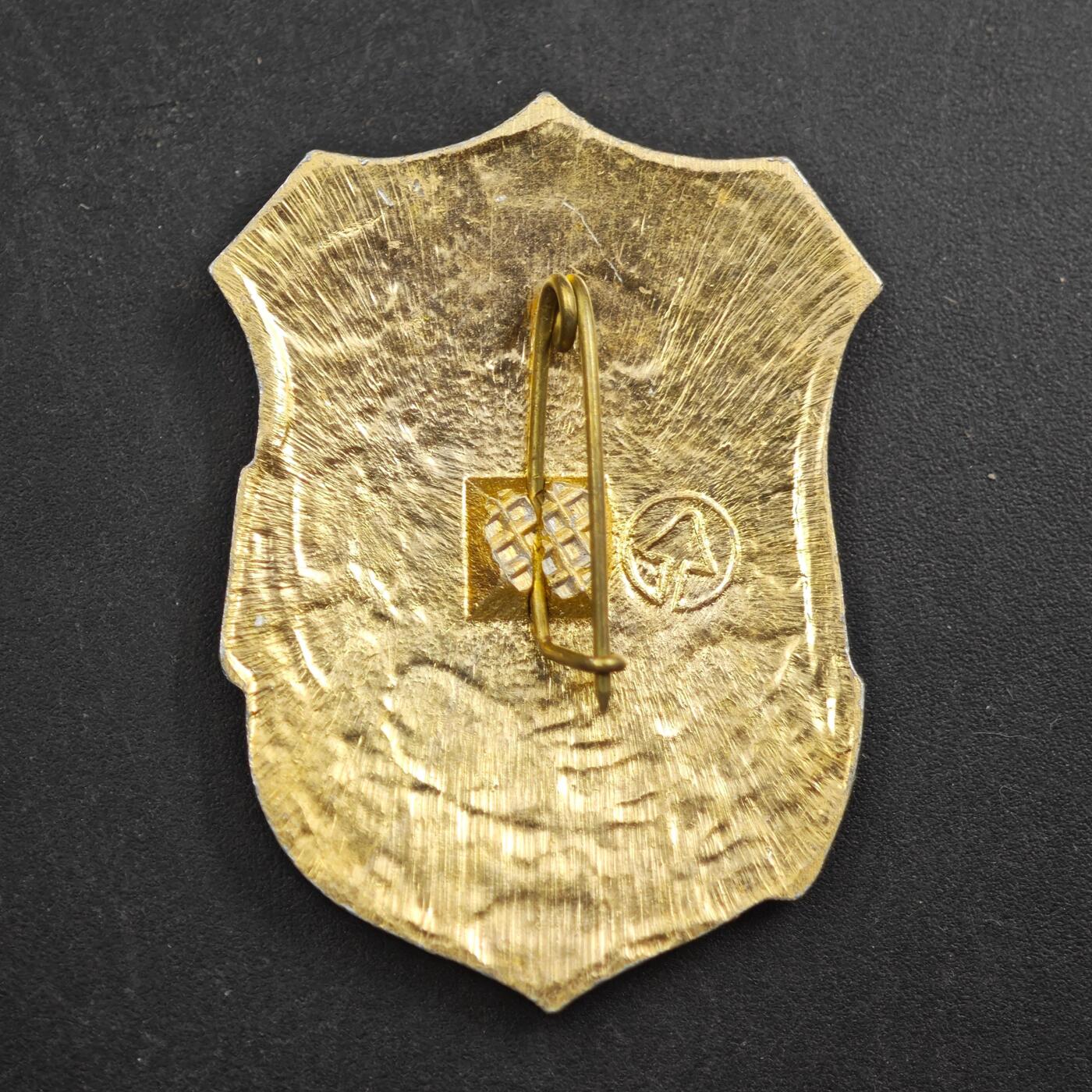 4月4日结束，成斌徽章钱币专场