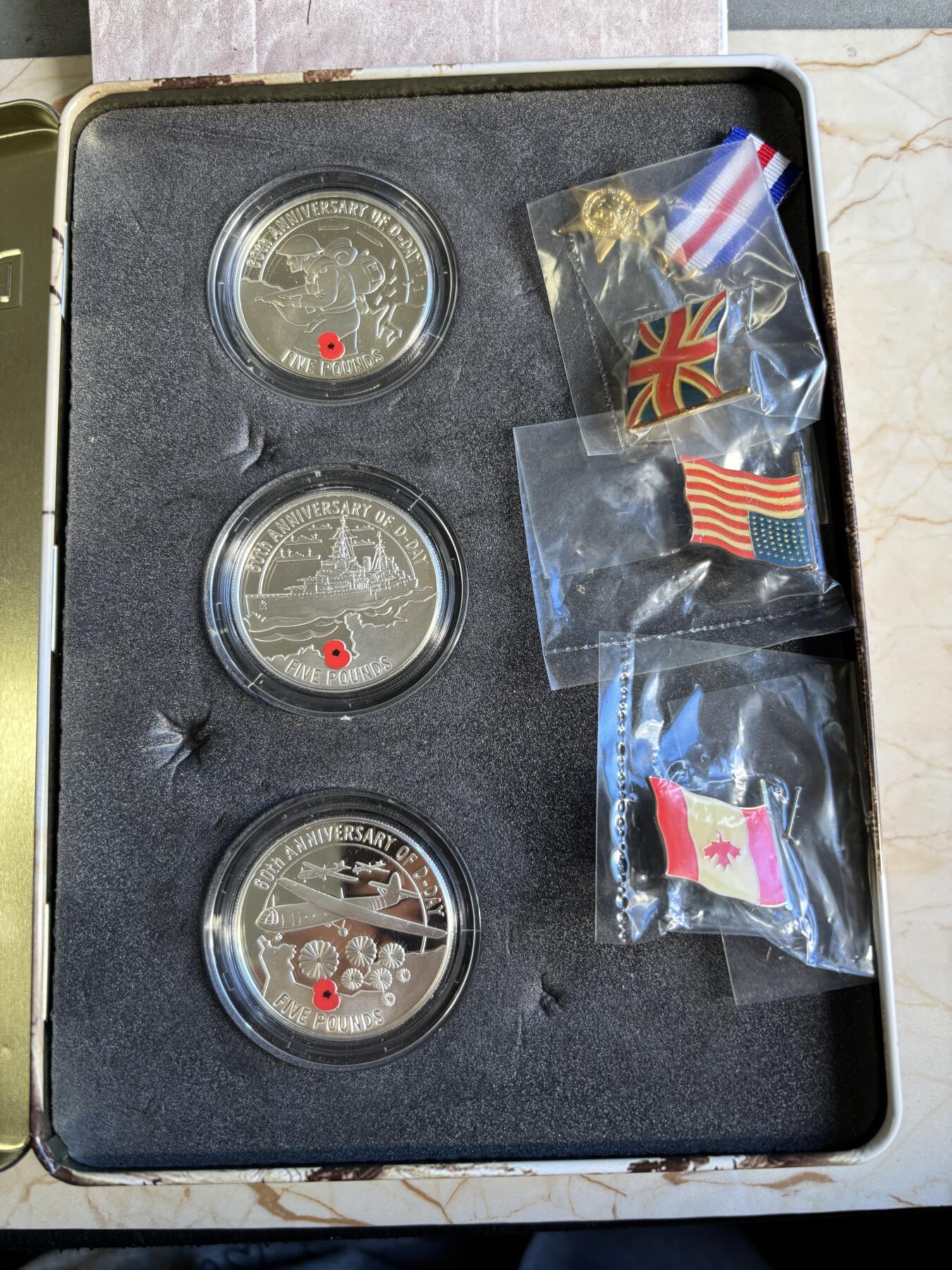 第196期拍卖 泽西根西奥尔德尼2004年诺曼底登陆纪念银币3枚套，925银，28.28克*3，发行25000套，有氧化