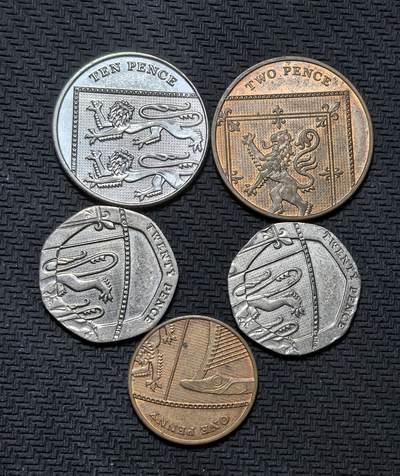 外国优质银币克朗币纪念章，每周六晚九点倒数截拍，满百包邮可寄存，持续收拍 - 英国盾牌币5枚