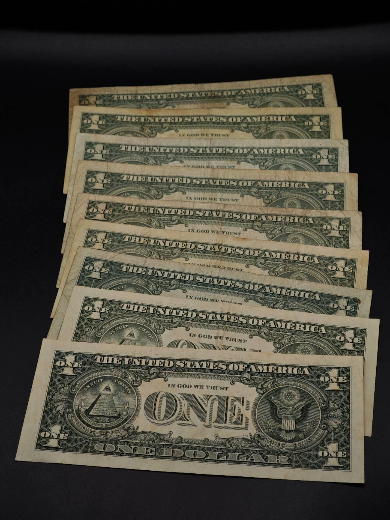  【淘币小摊】限时拍第八百九十拍   纸币场    每周一统一发货 美国一美元纸币9张【有折】