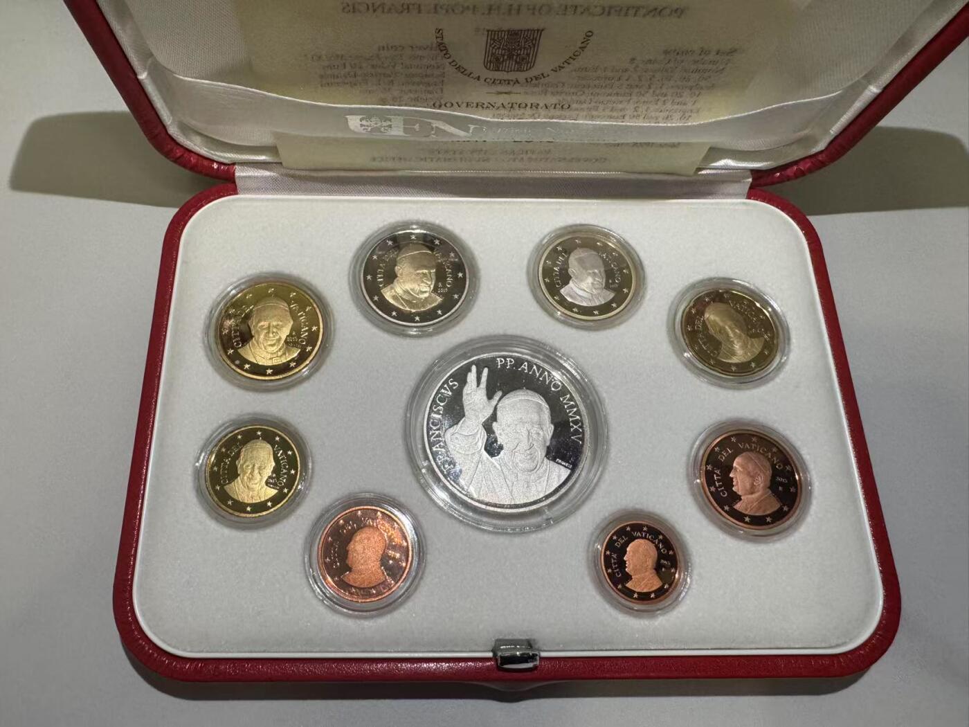 《外钞收藏家》第六百二十四期（精品场）（长期征集拍品、欢迎藏友们联系合作）