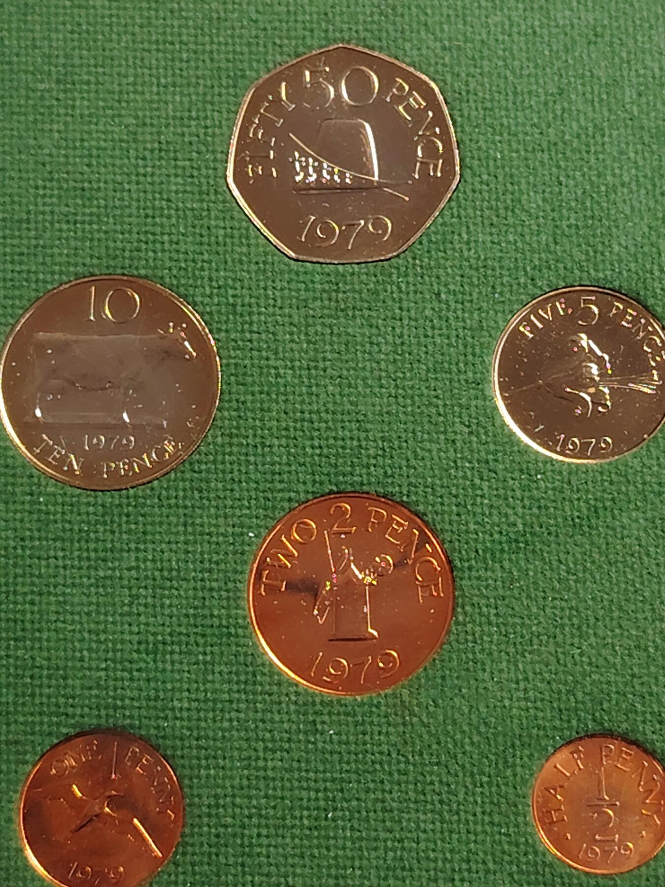 布加迪🐬～世界钱币(上海)🌾第 286 期 /  各国套币和散币