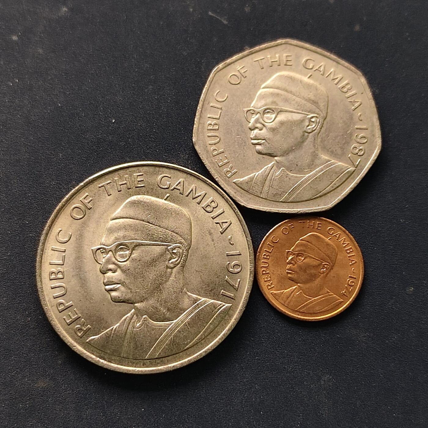 【全场包邮】纯粹捡漏拍518场 冈比亚1971/1987年不同版1达拉西2枚+1974年1布图FAO纪念币3枚一组