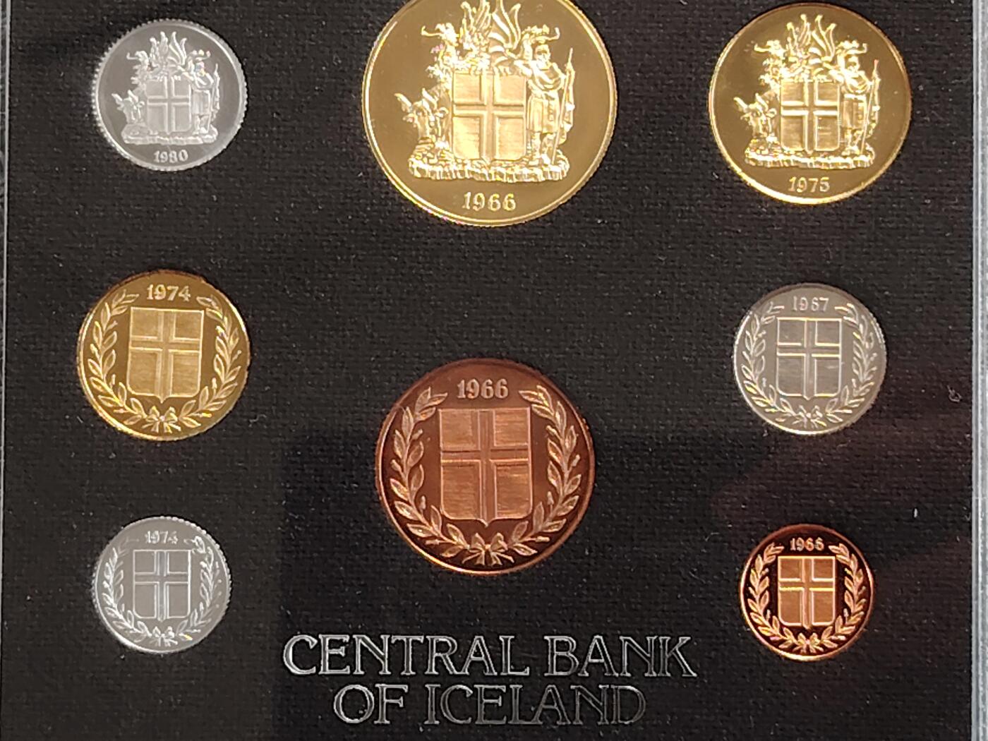 布加迪🐬～世界钱币(上海)🌾第 286 期 /  各国套币和散币