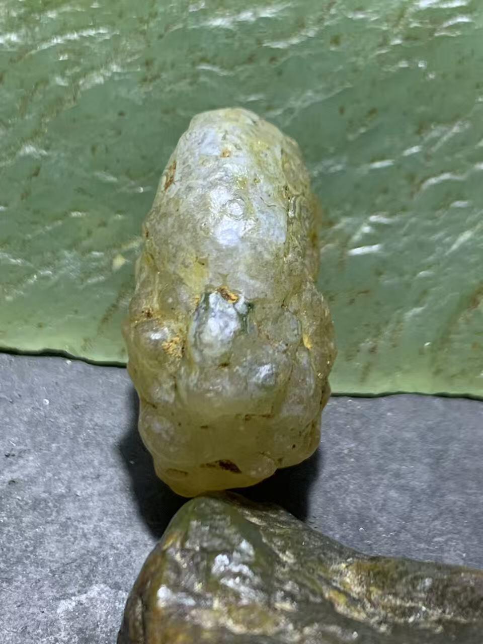 精美戈壁高玉化冻料奶油皮筋脉石原石一颗