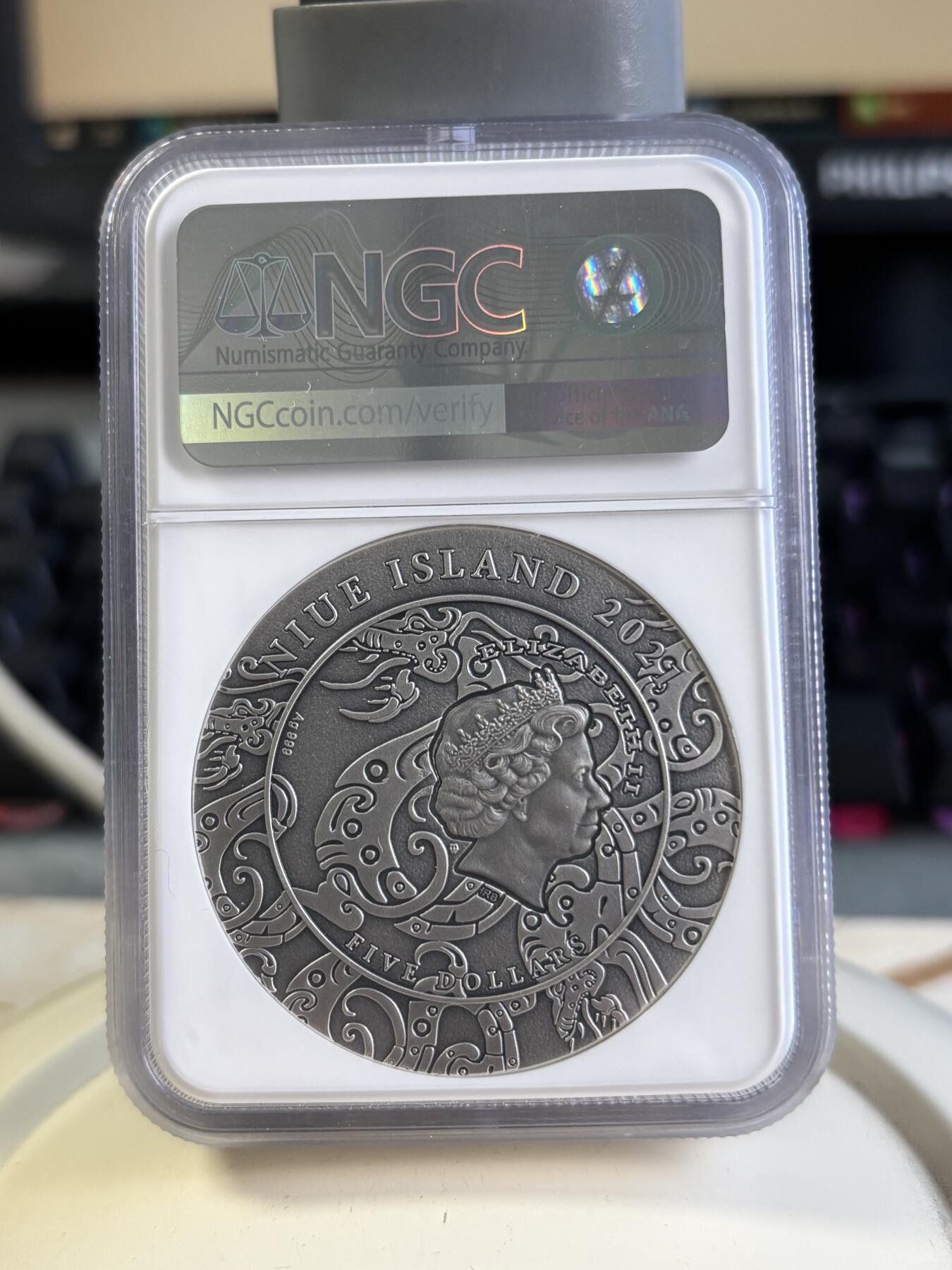 第197期拍卖 纽埃2021年中国帝王系列汉武帝2盎司高浮雕银币NGC-MS70无盒证书，999银，发行量500枚