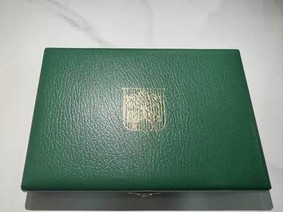 《外钞收藏家》第六百二十四期（精品场）（长期征集拍品、欢迎藏友们联系合作） - 【精制proof】梵蒂冈2010年精制欧元带45克大银章 银章的银价都要900多了！