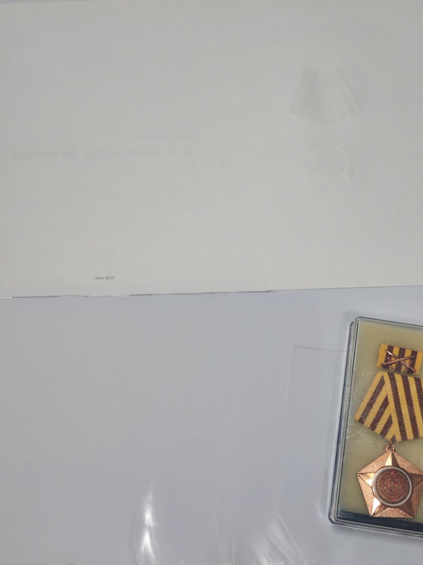 韵星假日军品类拍卖第51期  -- Rimey Holidays Militaria Auction 51 民主德国为人民和祖国服务勋章带证带原盒略 证书少见 完整一套 高级勋章