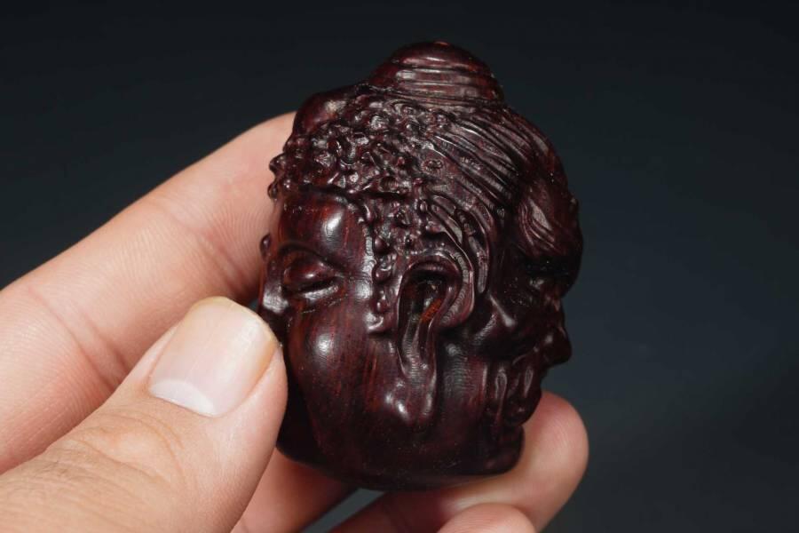 上海都达杂项专场六十六【全场包邮】 印度小叶紫檀精雕《一念之间》挂件62-251