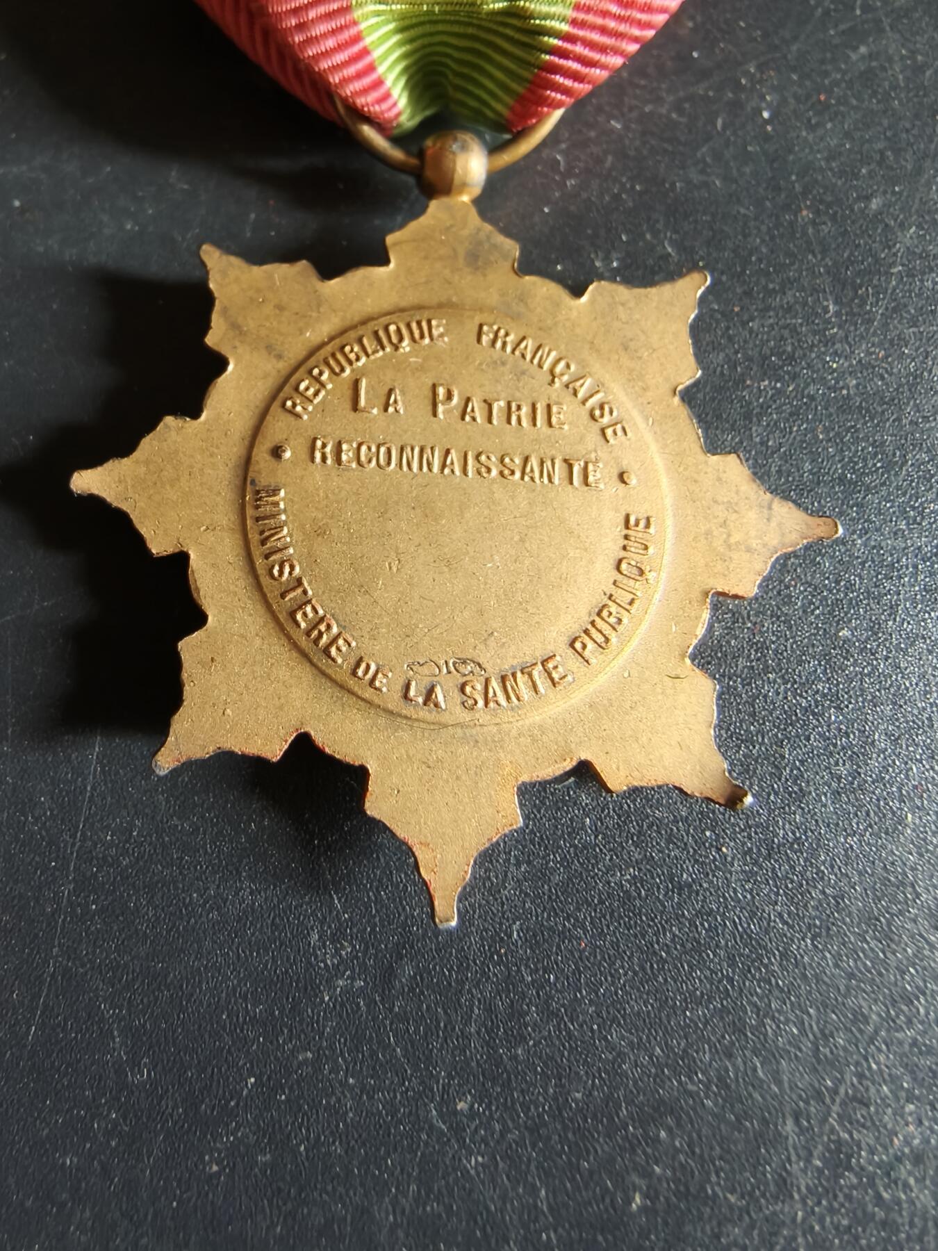 老王徽章第191期