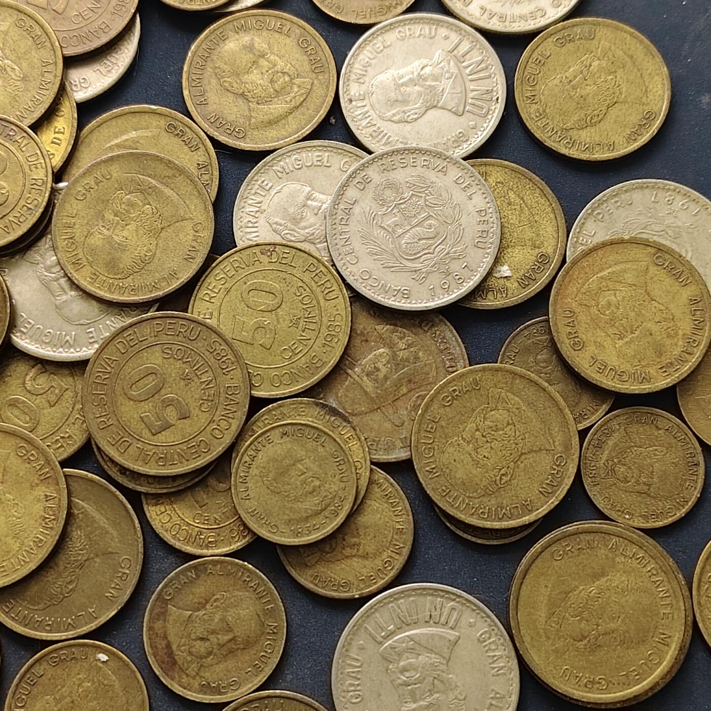 【全场包邮】纯粹捡漏拍519场 【批量】秘鲁各年份散币398克一批