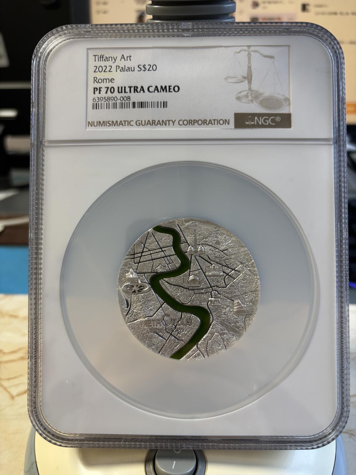 第197期拍卖 帕劳2022年蒂凡尼系列罗马街景3盎司镶嵌玻璃纪念银币NGC-PF70无盒无证书，3盎司，999银，发行999枚