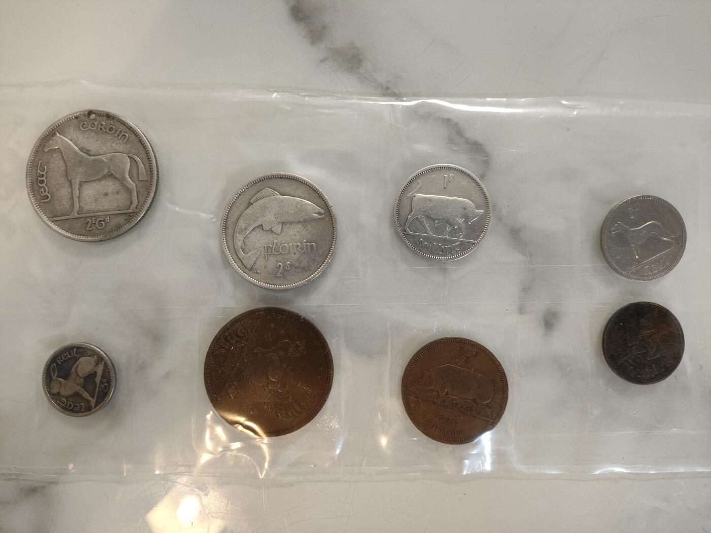 1939-1947年爱尔兰流通套币，三银二镍三铜，八枚硬币背面动物图案