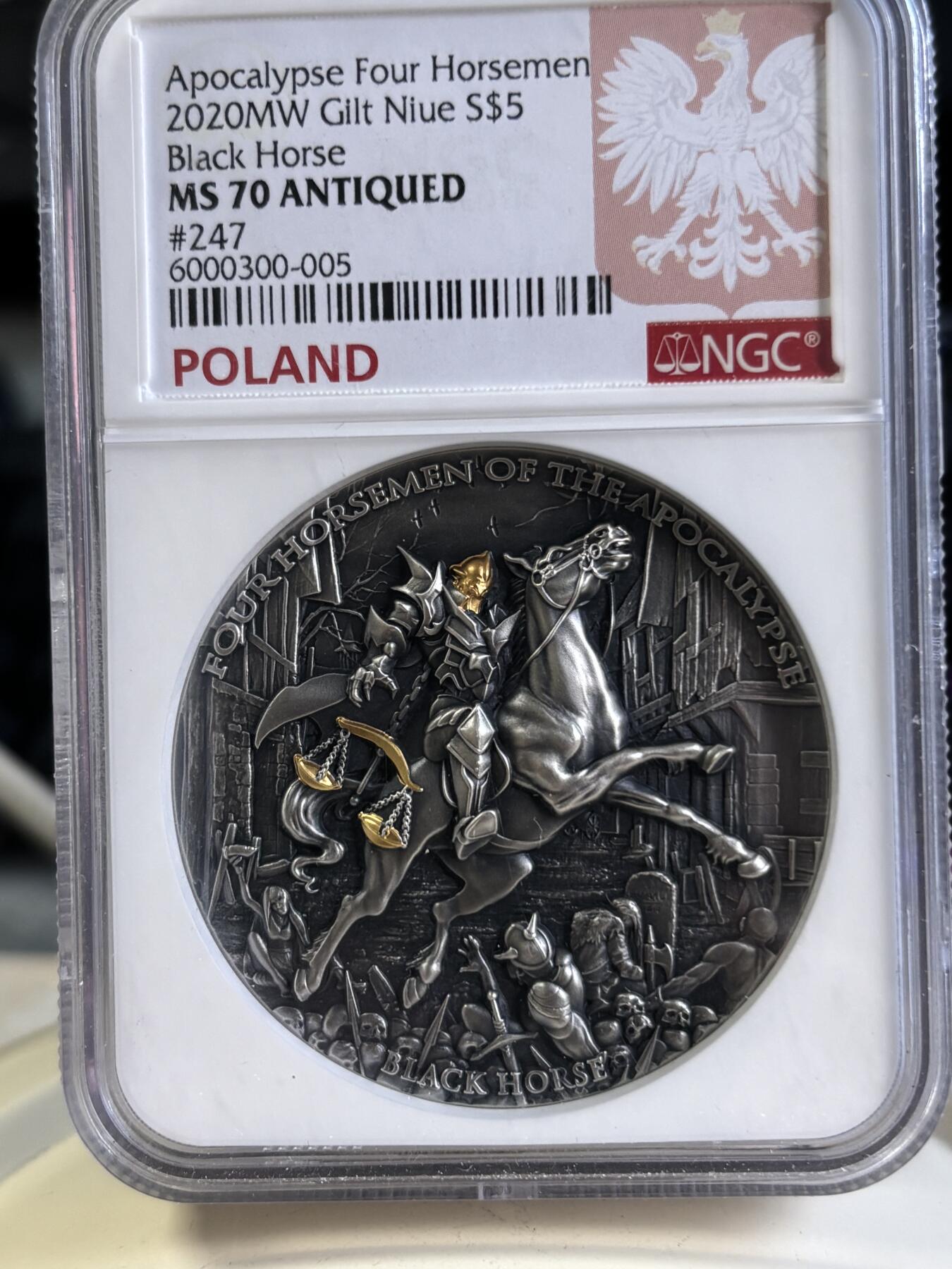 第197期拍卖 纽埃2020年天启黑马骑士镀金纪念银币NGC-MS70特殊标无盒证书，999银，发行500枚
