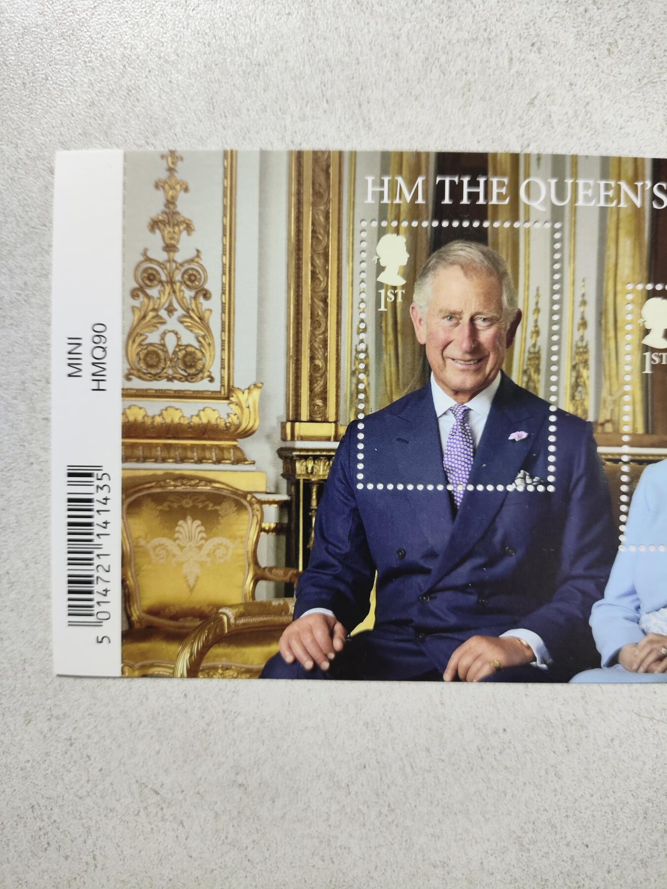 英国皇家邮政发行的英女王伊丽莎白二世90岁寿辰纪念小全张邮票