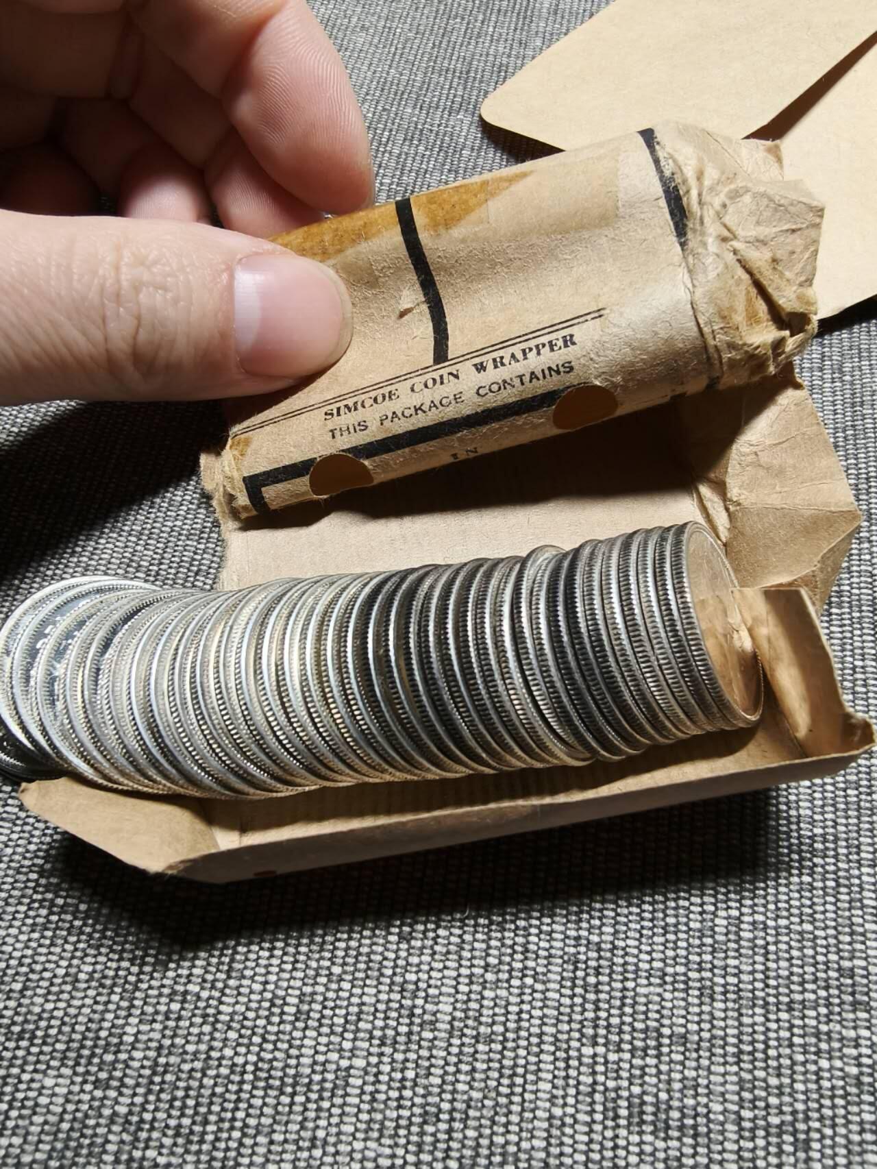 卷拆1965年加拿大伊丽莎白二世驯鹿25分银币