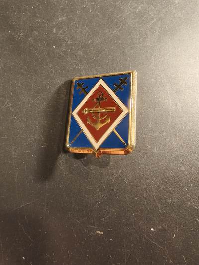 老王徽章第191期 - 法国海军陆战队第1炮兵团证章