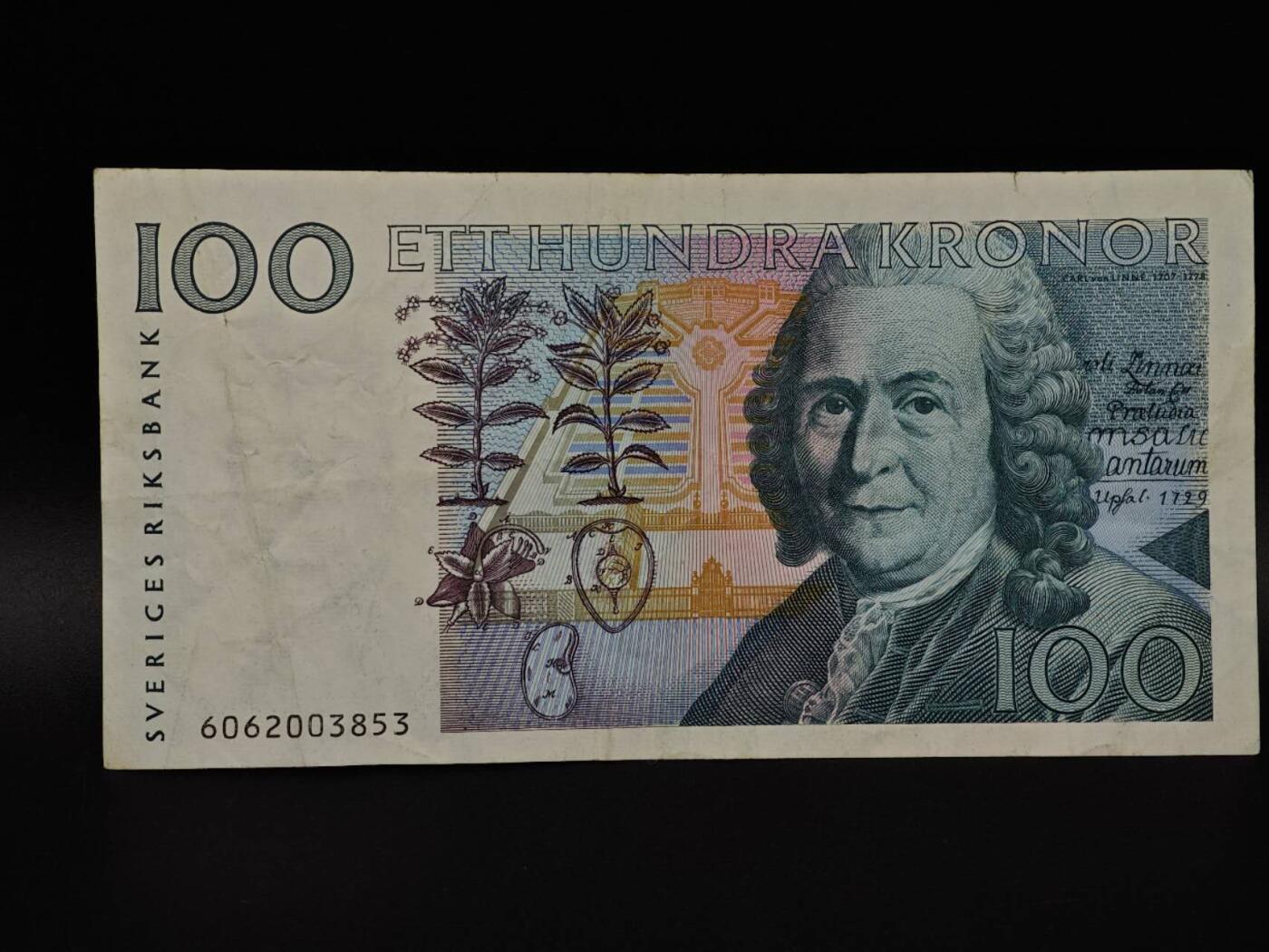  【淘币小摊】限时拍第八百九十拍   纸币场    每周一统一发货 瑞典100克朗纸币【有折】