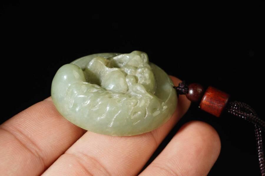 上海都达杂项专场七十二【全场包邮】 天然翡翠（A货）精雕《狮头》挂件67-137