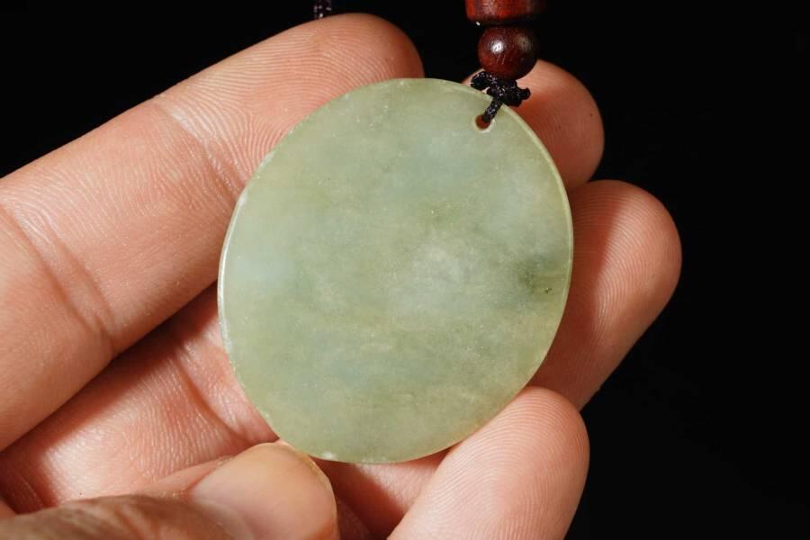 上海都达杂项专场七十二【全场包邮】 天然翡翠（A货）精雕《狮头》挂件67-137