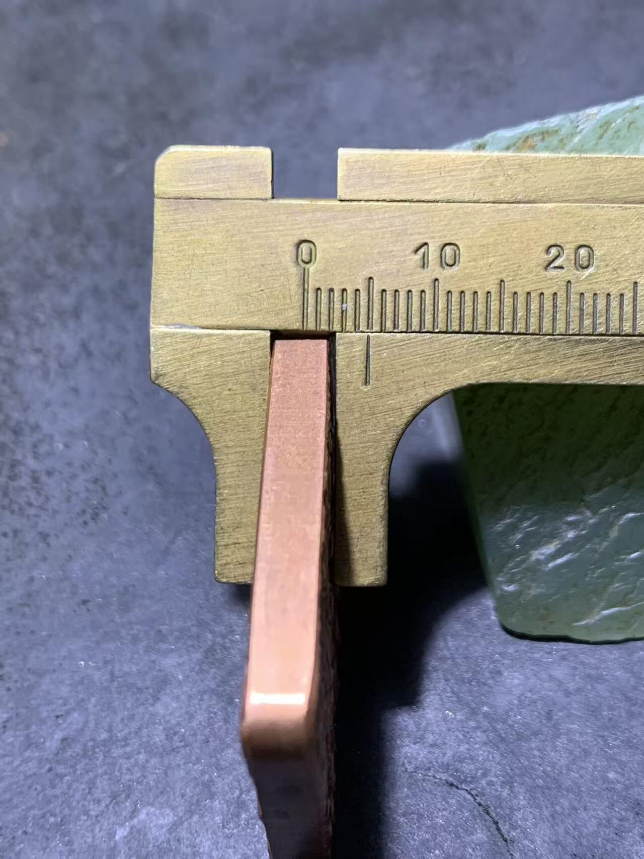 精美紫铜象神护身牌一个，