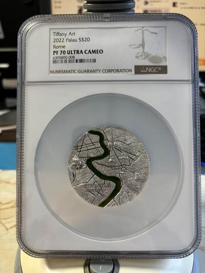 第197期拍卖 - 帕劳2022年蒂凡尼系列罗马街景3盎司镶嵌玻璃纪念银币NGC-PF70无盒无证书，3盎司，999银，发行999枚