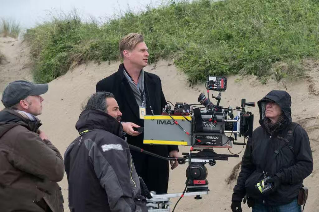 零元拍：著名导演 诺兰亲笔签名《敦刻尔克》宣传卡