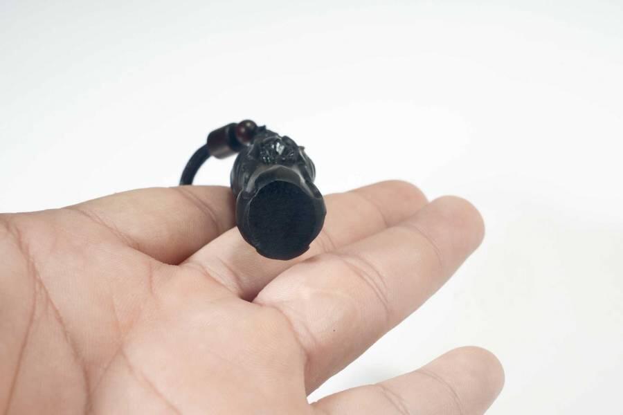 上海都达杂项专场七十二【全场包邮】 天然达拉干沉香精雕《南海观音》挂件61-64