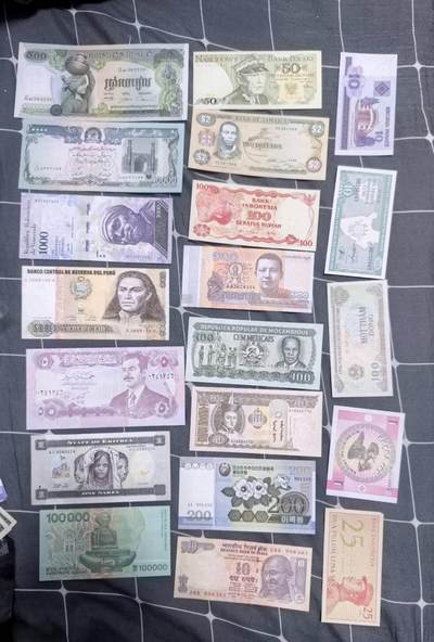 北京马甸外国币专卖第150期，外国纸币专场，陆续上拍，欢迎关注 - 散币之七：20张