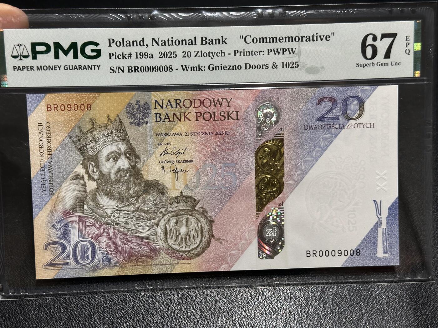 《外钞收藏家》第六百二十四期（精品场）（长期征集拍品、欢迎藏友们联系合作） 2025年波兰20 纪念钞 PMG67 圆圆号 数三 千位号
