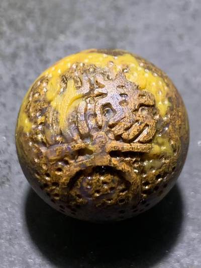 精美亚光风化纹冰飘草花纹战国红玛瑙手工雕刻珠一颗！ - 精美亚光风化纹冰飘草花纹战国红玛瑙手工雕刻珠一颗！