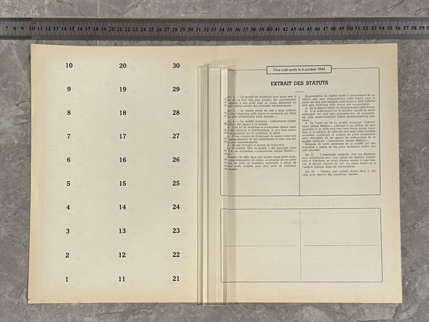上世纪初国外股票金融票证限时拍，全场包邮0佣金，第260407期   【乾奕收藏】比利时Laboratoires belges Medica Ets Pharmaceutiques A.-J. Bertrand and Cie医药公司股票，1944年10月6日发行，编号1466，1股，附完整息票，红底花纹防伪设计，附带公司注册信息和两位管理人员手签，右侧附联完整，适合老证券、股票、历史资料收藏
