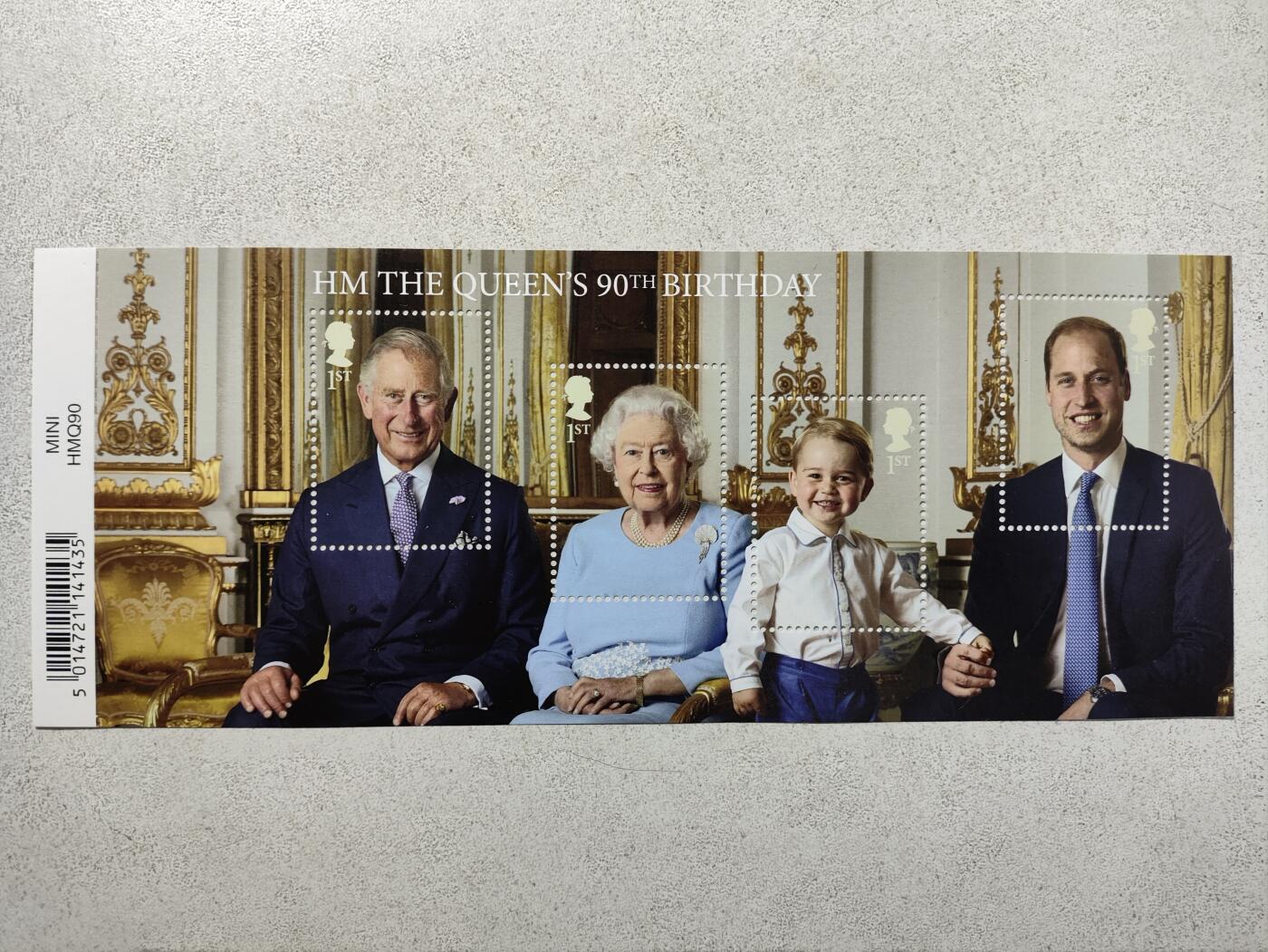 英国皇家邮政发行的英女王伊丽莎白二世90岁寿辰纪念小全张邮票