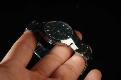 上海都达杂项专场103【全场包邮】  全新雷达牌石英手表（正常能走）61-29