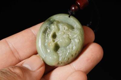 上海都达杂项专场103【全场包邮】  天然翡翠（A货）精雕《狮头》挂件67-137