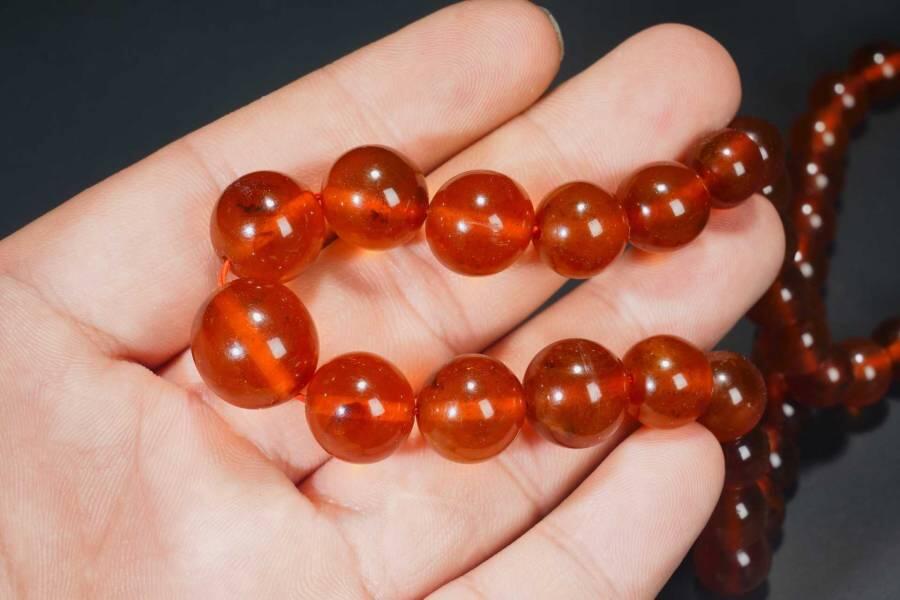 上海都达杂项专场七十二【全场包邮】 清代 琥珀塔珠项链61-326