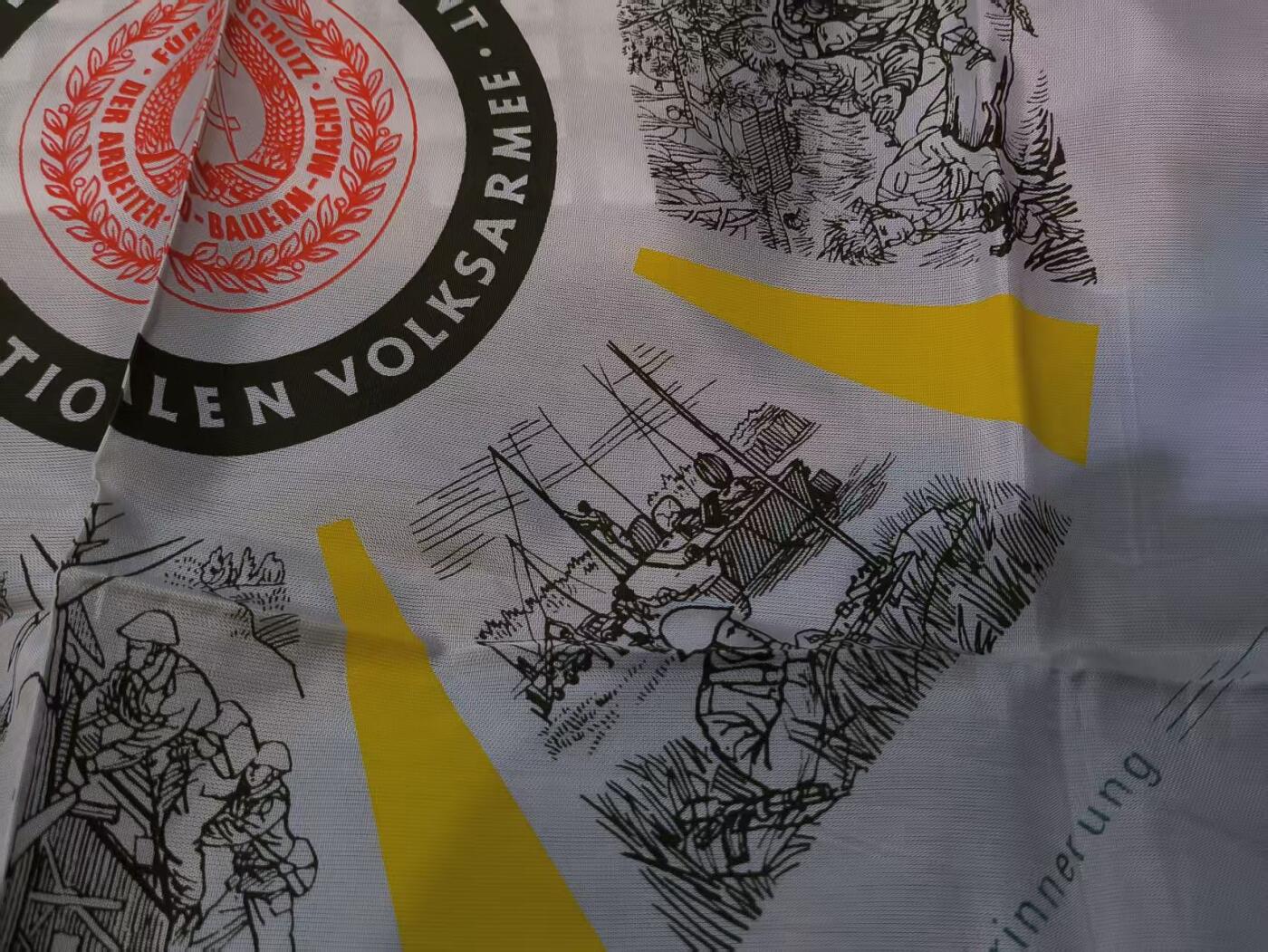 云宸嘉赏-勋臻佳藏四月精品甄选场次（低佣 一元一手） 民主德国人民军退役军人荣誉纪念品 带原包装 记录了军队生活 制作精美