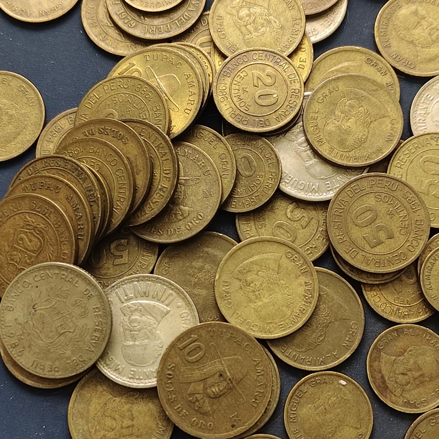 【全场包邮】纯粹捡漏拍519场 【批量】秘鲁各年份散币398克一批