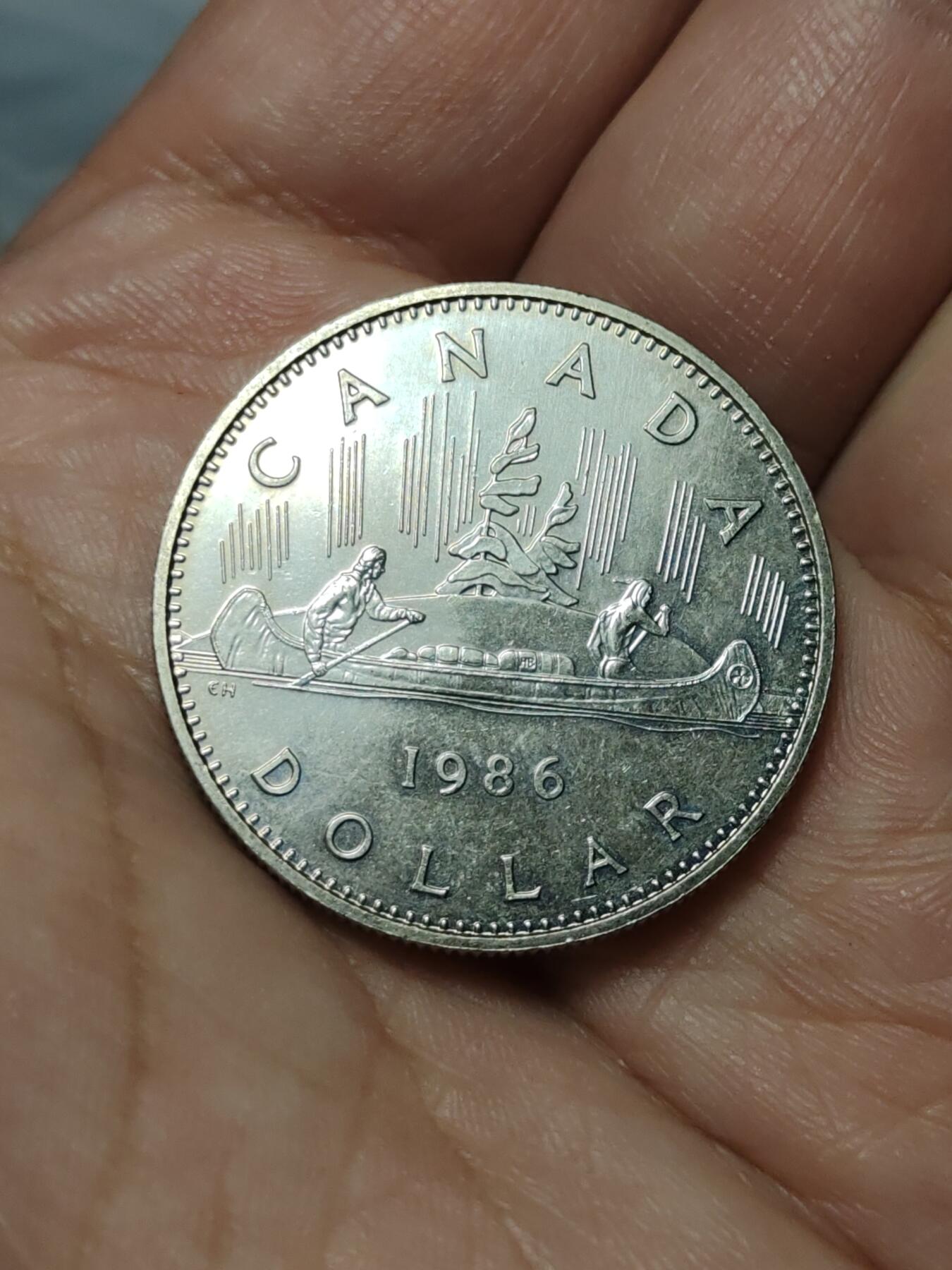 2026年第四十场(总第二百零九场）外国好品散币场(免佣金) 加拿大🇨🇦1986年1元(伊丽莎白二世中年花冠第五版，浅浮雕版)