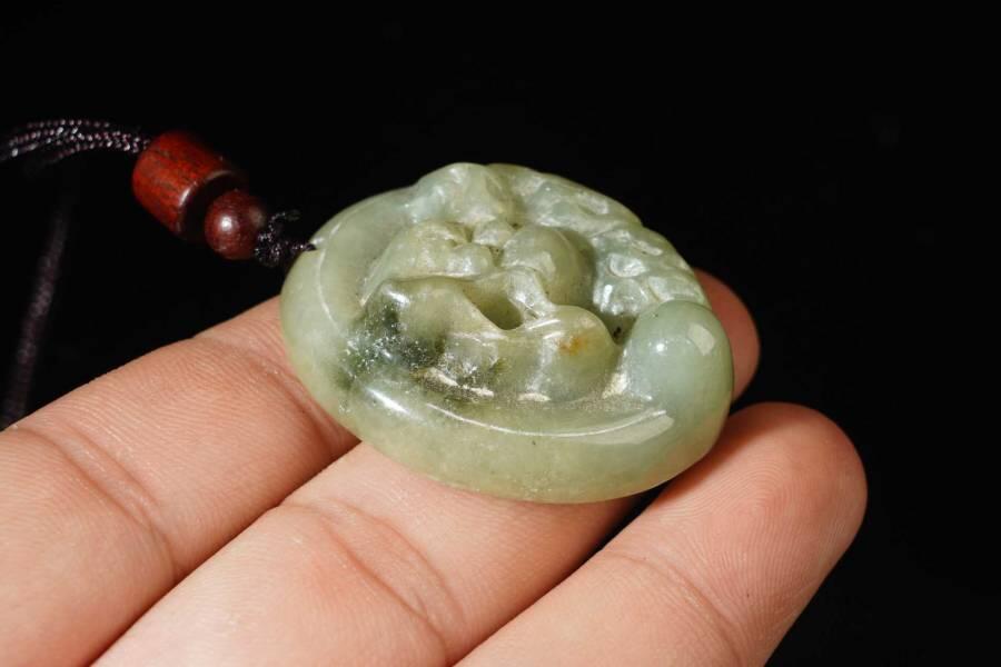 上海都达杂项专场七十二【全场包邮】 天然翡翠（A货）精雕《狮头》挂件67-137