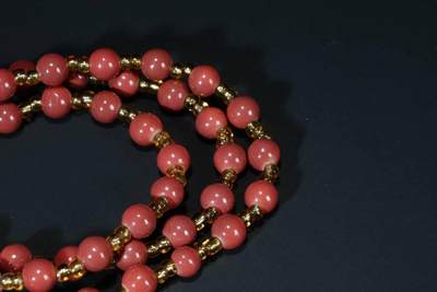 上海都达杂项专场103【全场包邮】  红色毛衣链66-262