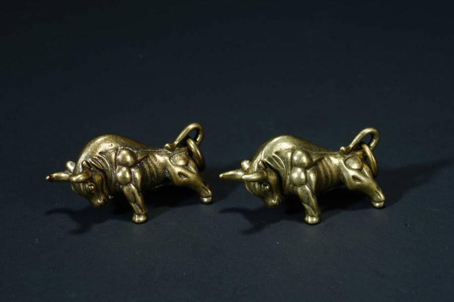 上海都达杂项专场七十二【全场包邮】 铜《牛气冲天》钥匙扣 1对67-184