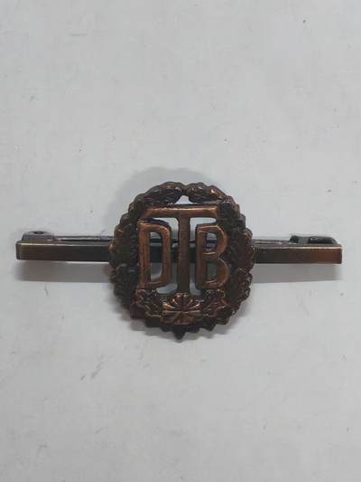 韵星假日军品类拍卖第51期  -- Rimey Holidays Militaria Auction 51 - 魏玛德国DTB体能荣誉奖章 非常少见保存完好 最后一张图为参考价格