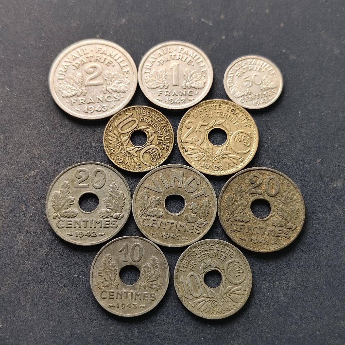 【全场包邮】纯粹捡漏拍518场 法国1939-1943年二战时期及维希政府各版本10枚一组